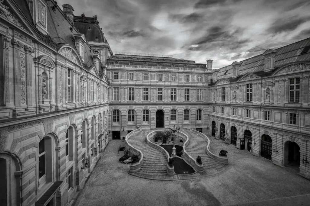 paris-14-courtyard