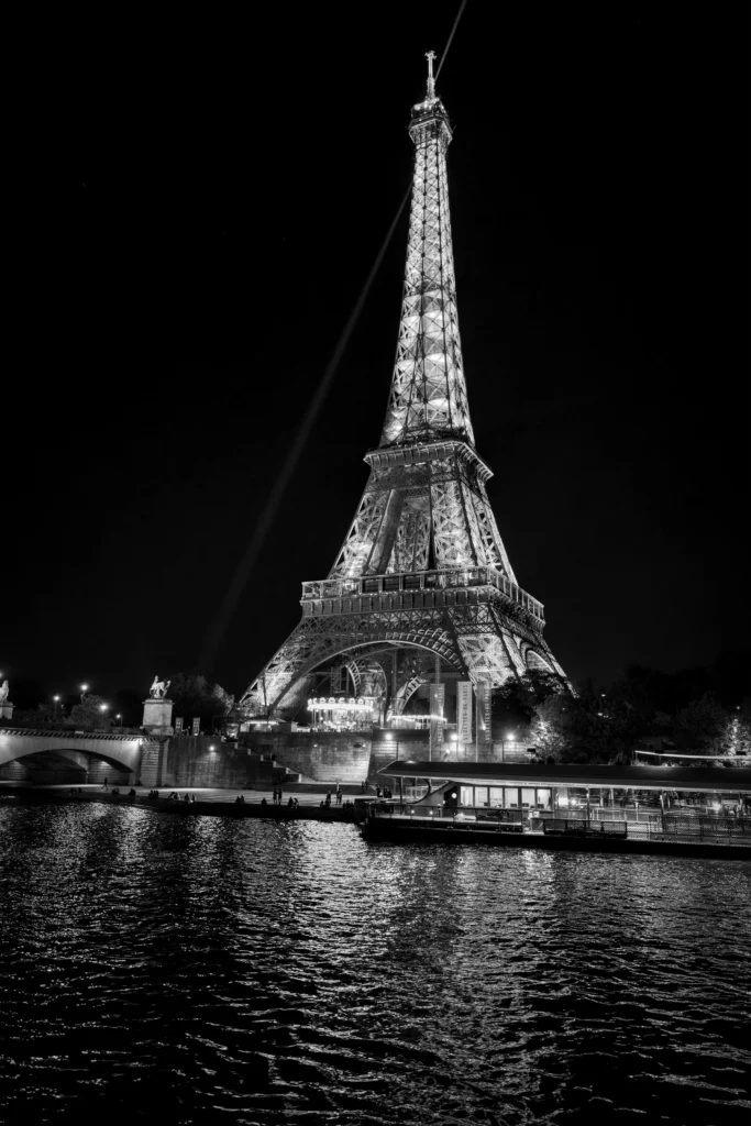 paris-21-a-night-in-Paris
