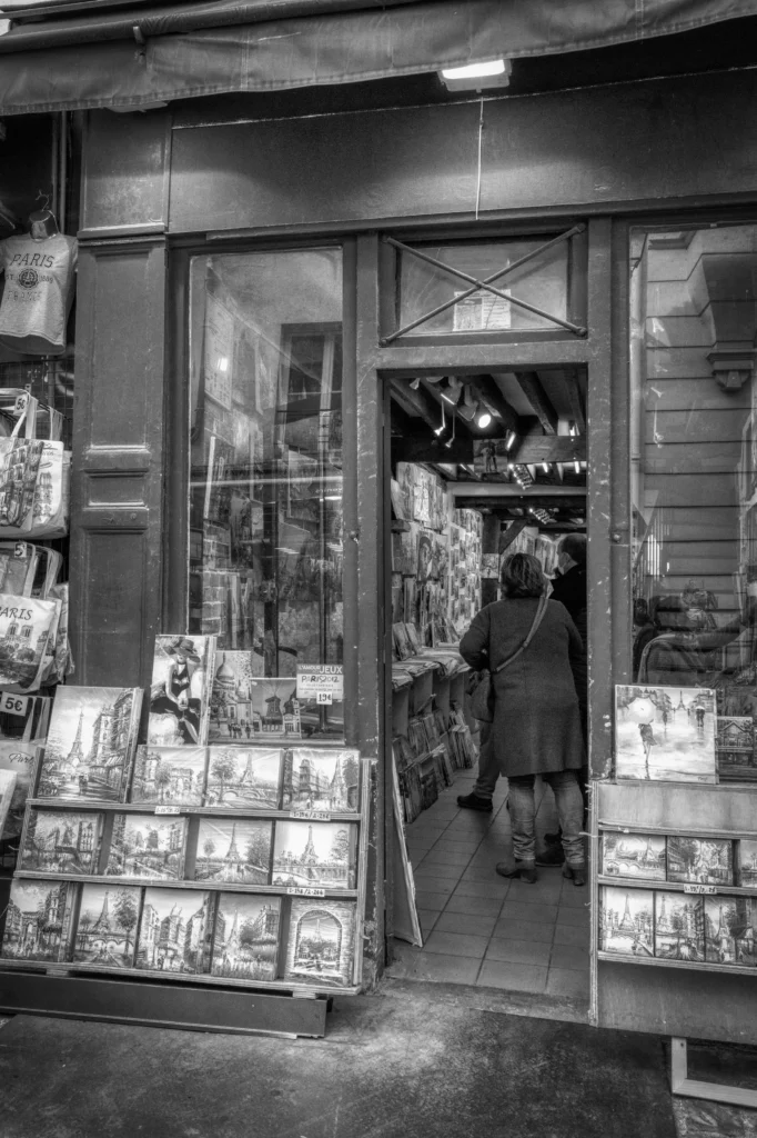 paris-88-the-shop